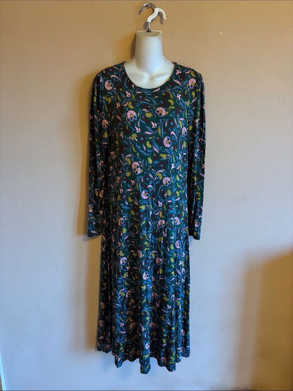 Boden Long Sleeve Floral Midi Dress in Dark Green US 10